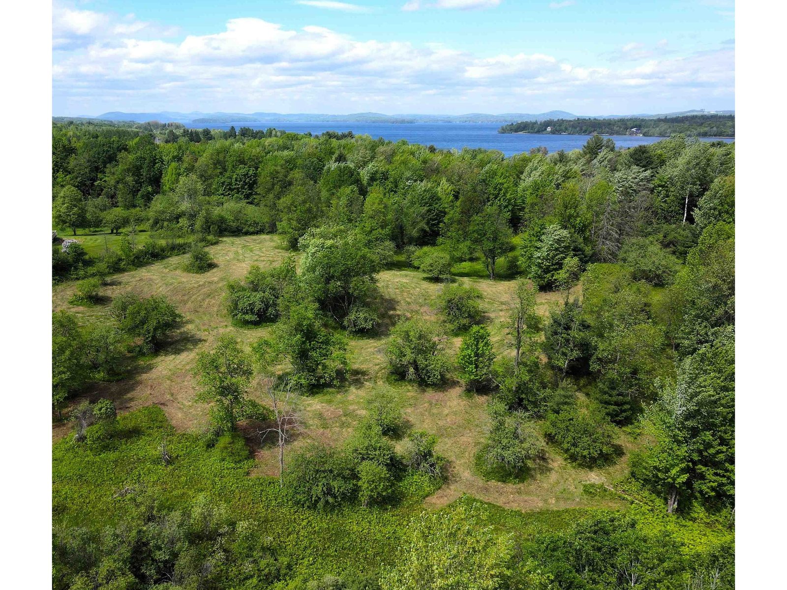 Appletree Lane Newport, VT