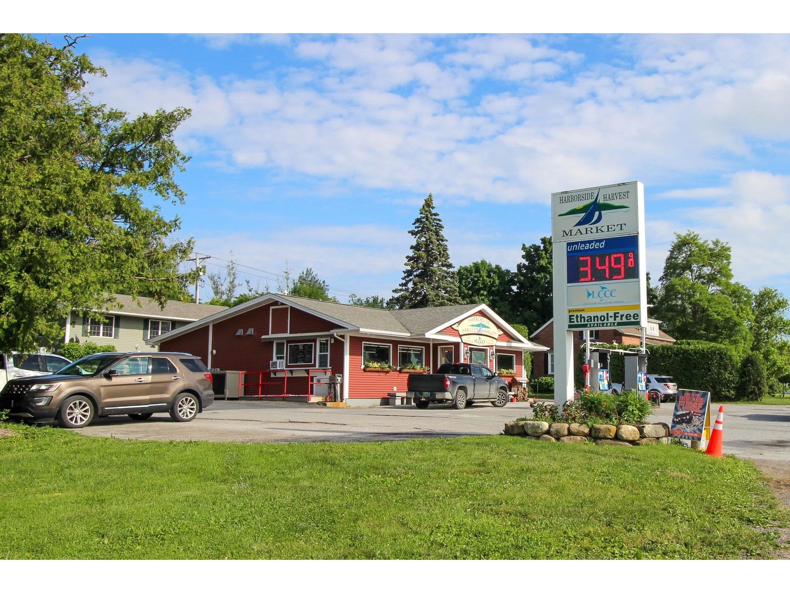 Harborside General Store Is Nearby