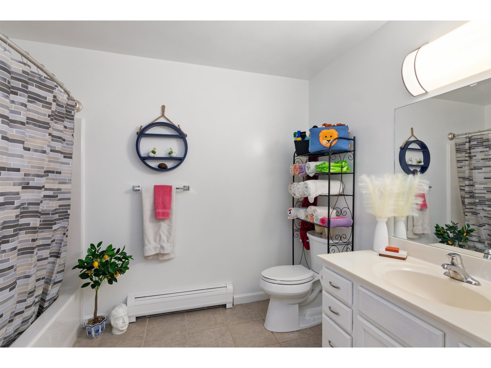 Full Bathroom with Laundry