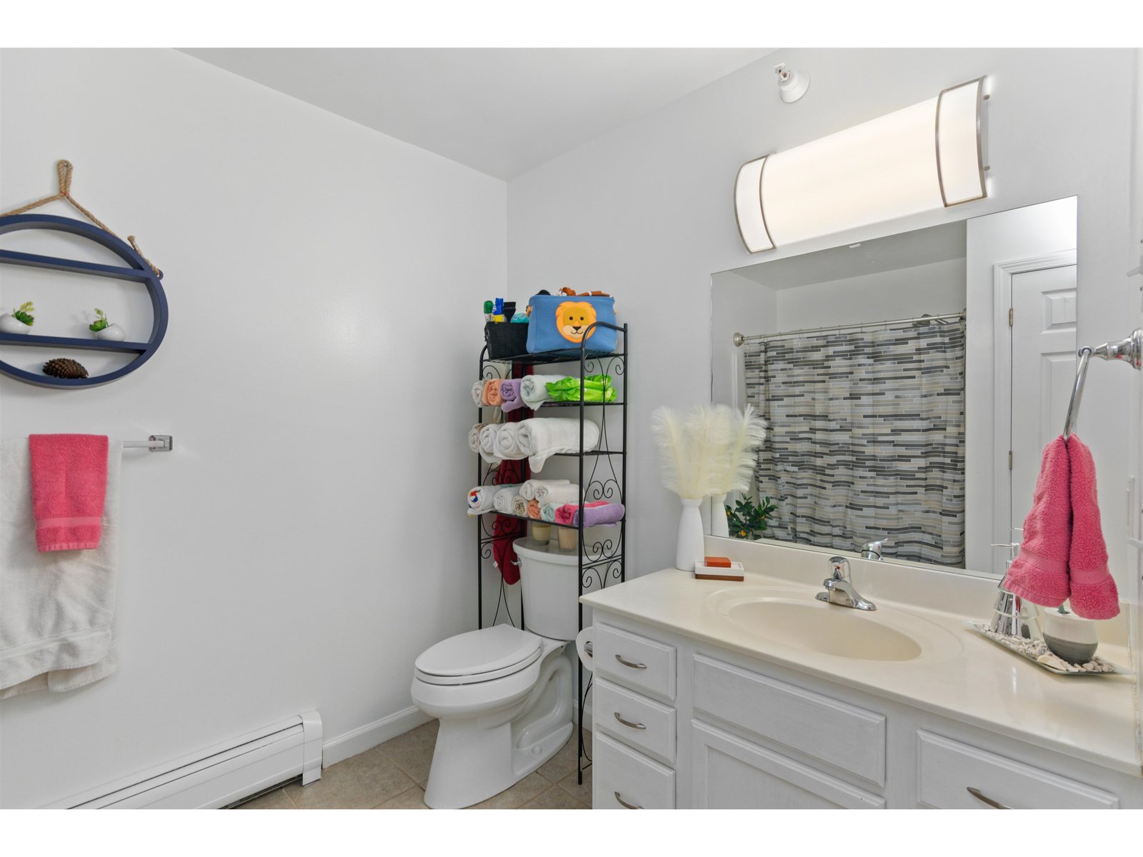 Full Bathroom with Laundry