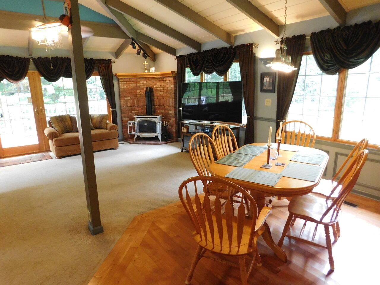 Hardwood in Kitchen and Dining