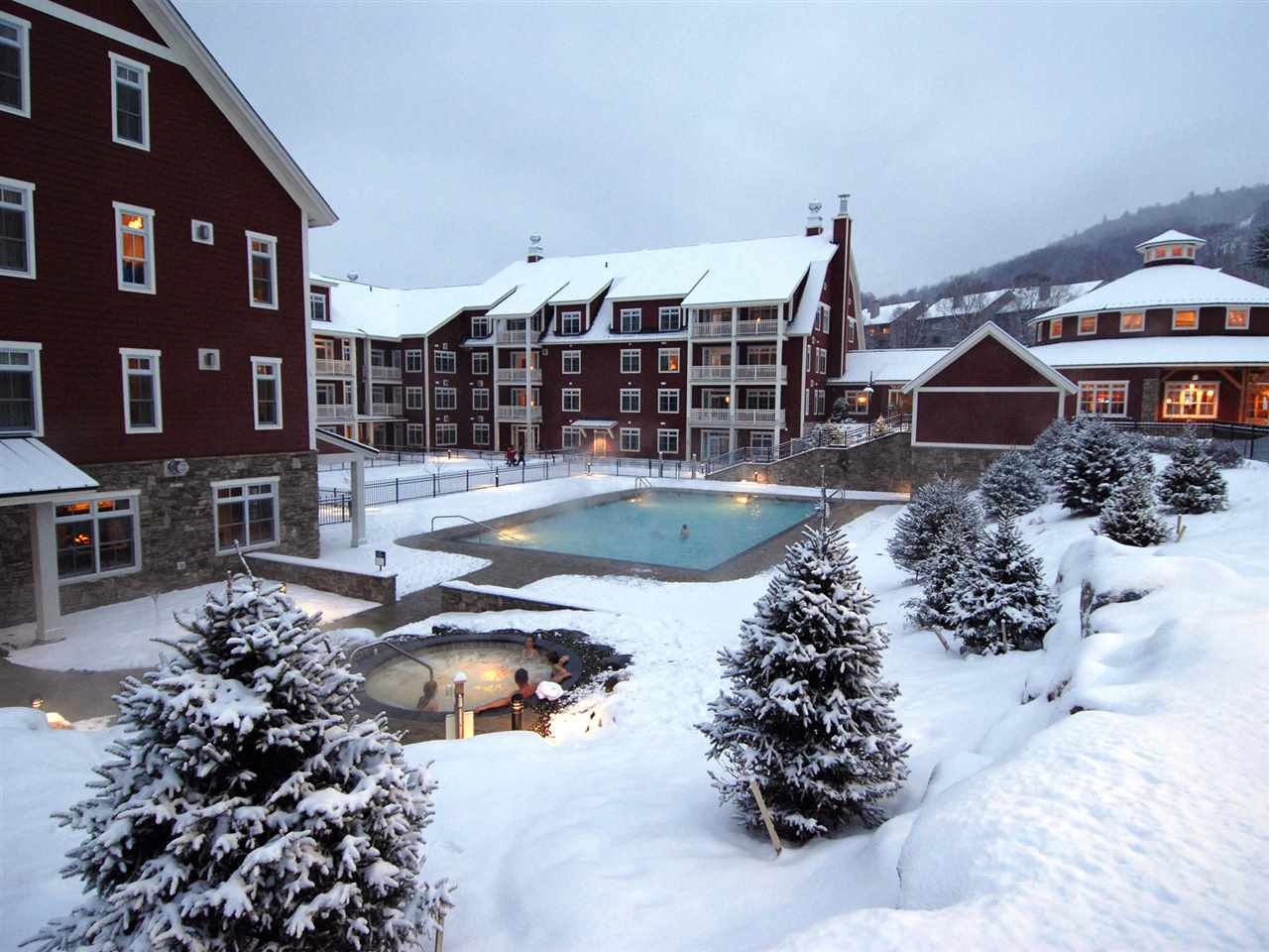 102 Forest 209 / III Drive, Unit 209 / III Clay Brook at Sugarbush