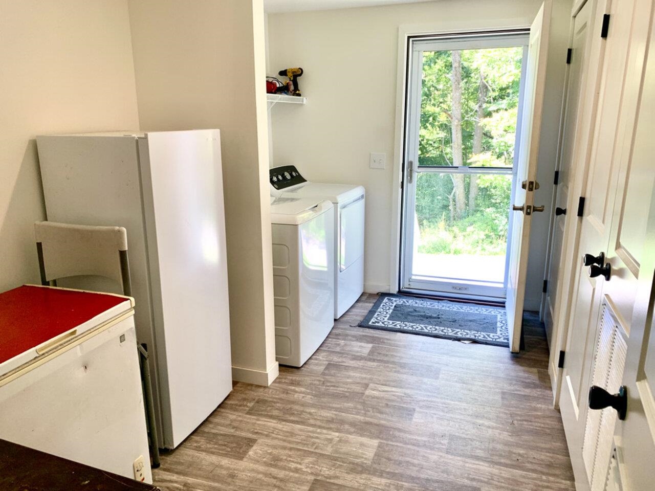 Large Laundry Room