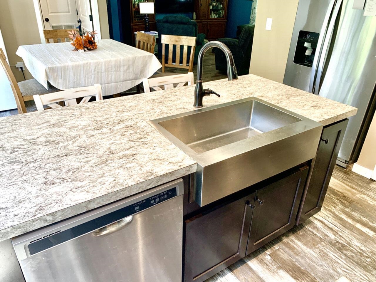 Large Farmhouse Sink