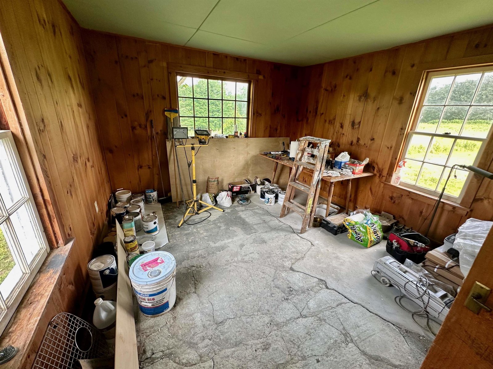 Workshop/artist studio room off Entry mudroom