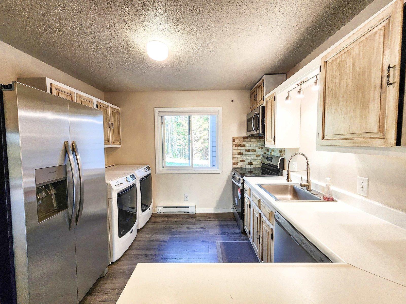 Functional Modern Kitchen