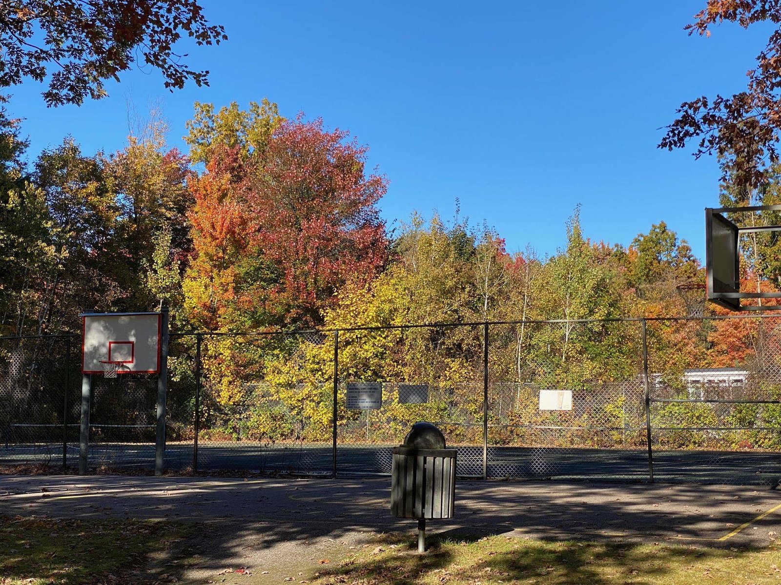 Cmmunity Tennis Courts