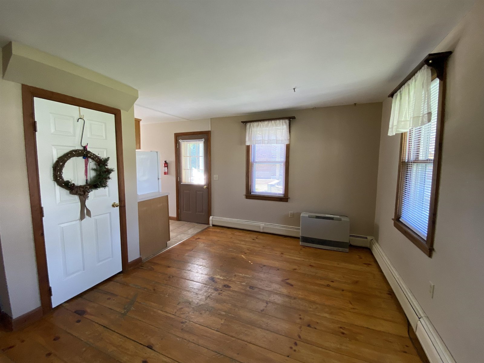 Downstairs Apartment in Back Building