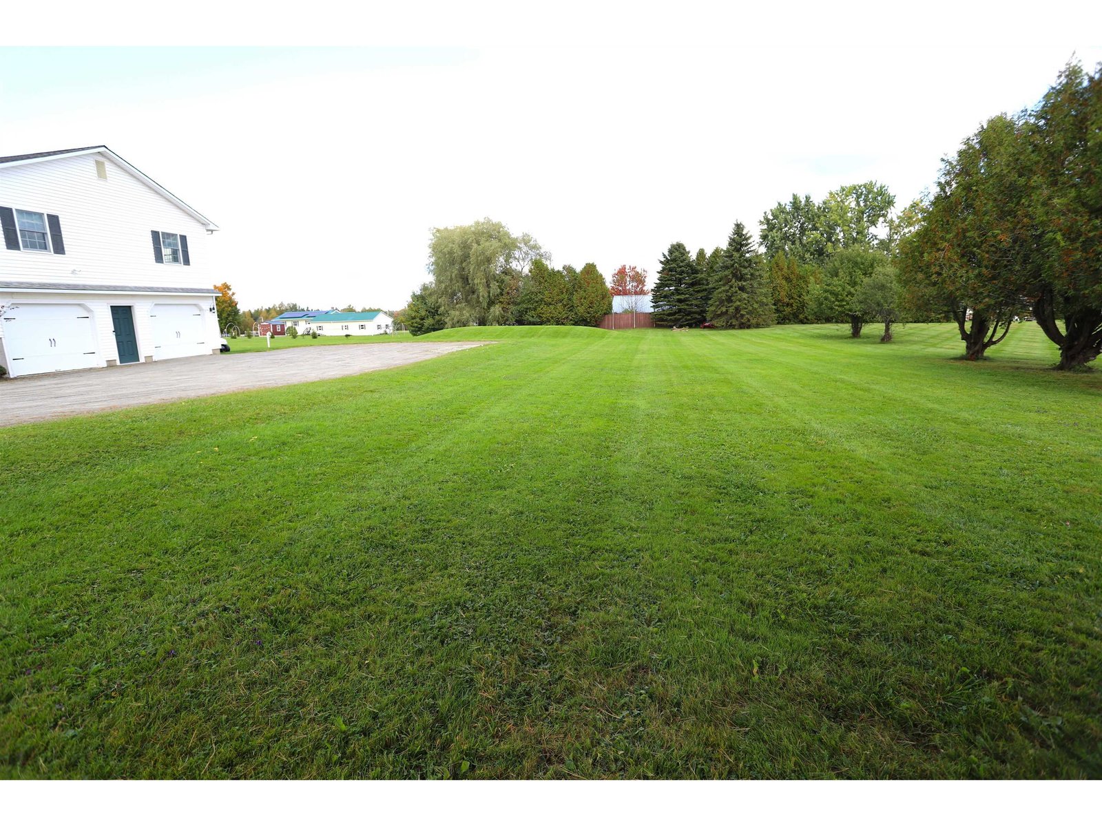 2-Car Garage & Yard