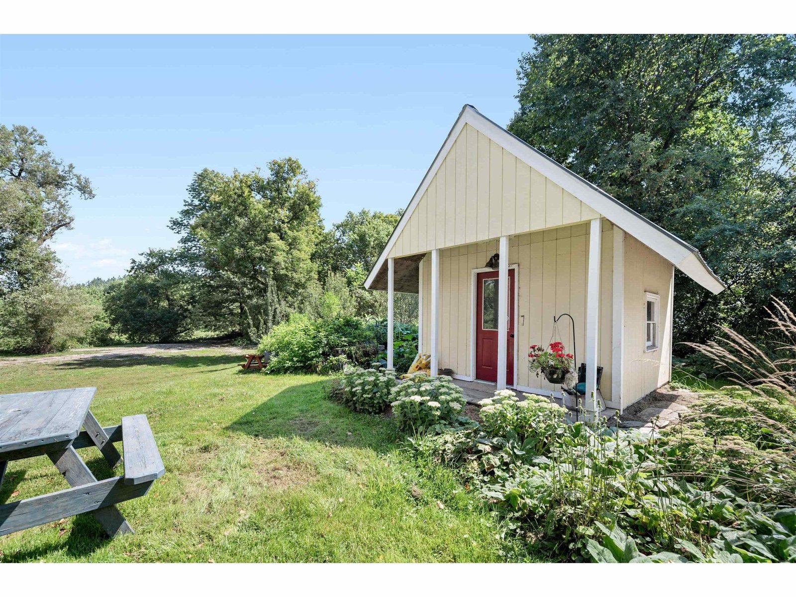 Playhouse Cottage Exterior