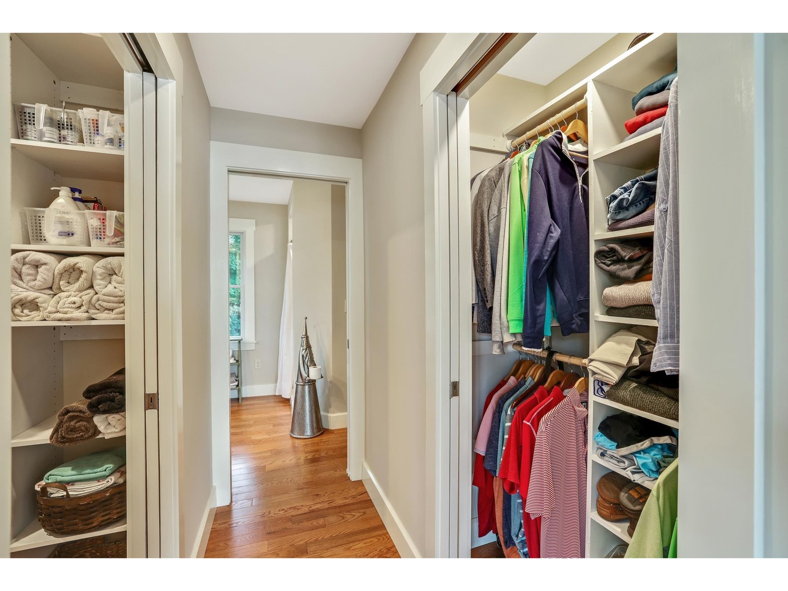 walk in closet