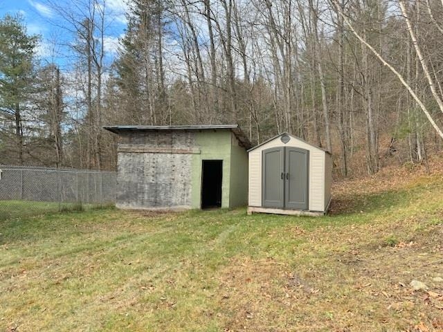 6' chain link fence for huge dog run