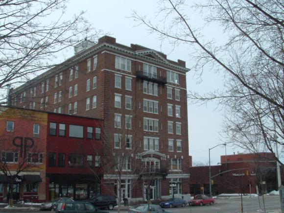 131 Main St, Unit 608