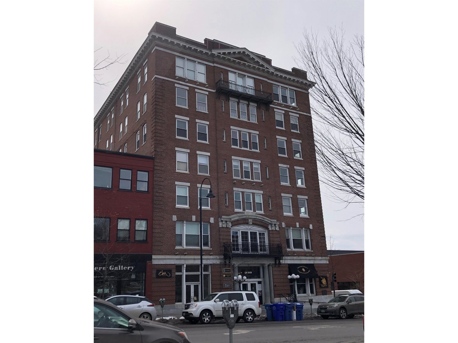 131 Main Street, Unit 208