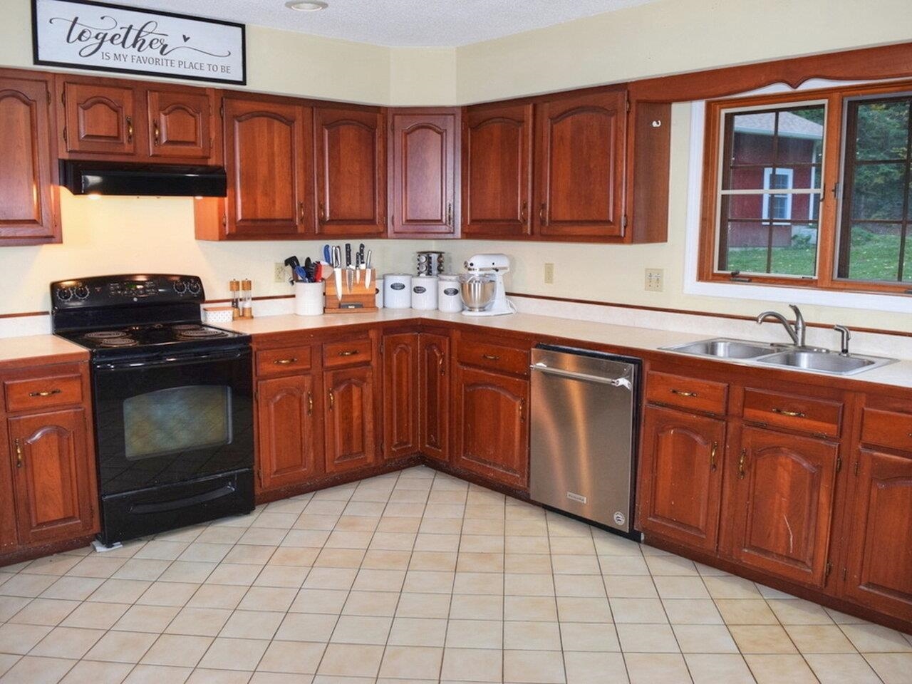 Huge kitchen