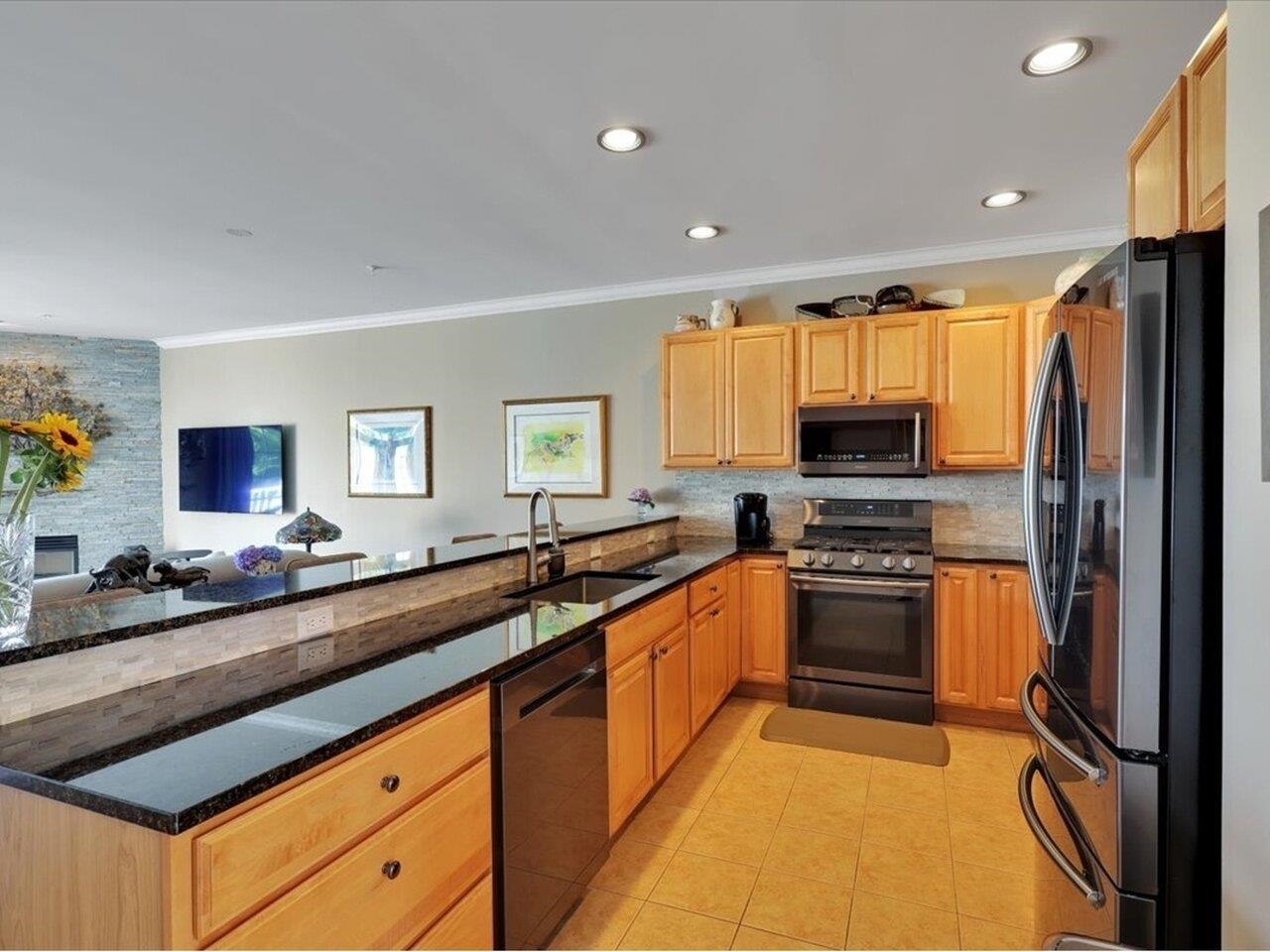 Gorgeous granite counters