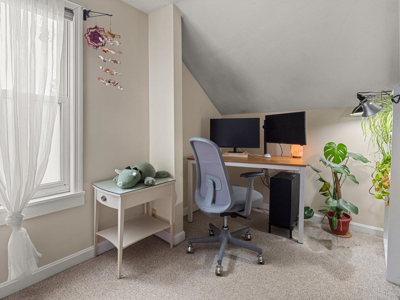 Office Nook in Bedroom 2