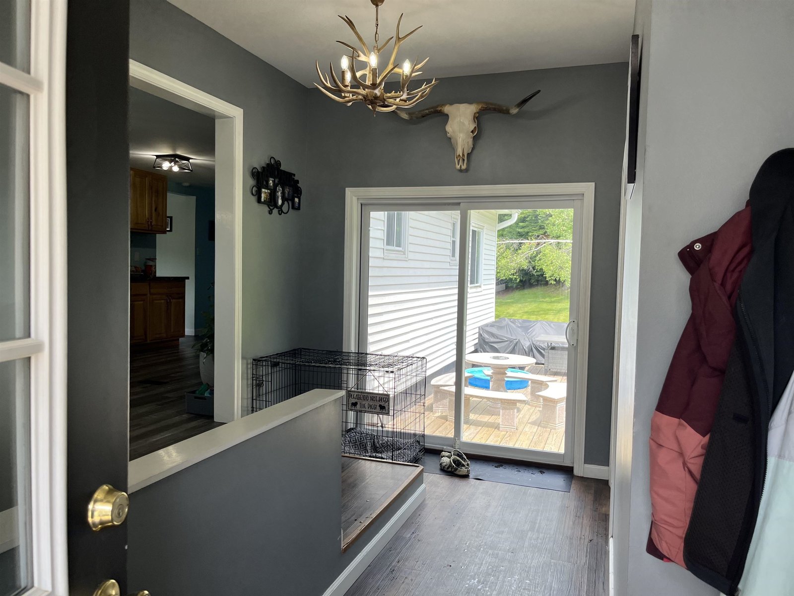 Entryway with walk-in closet