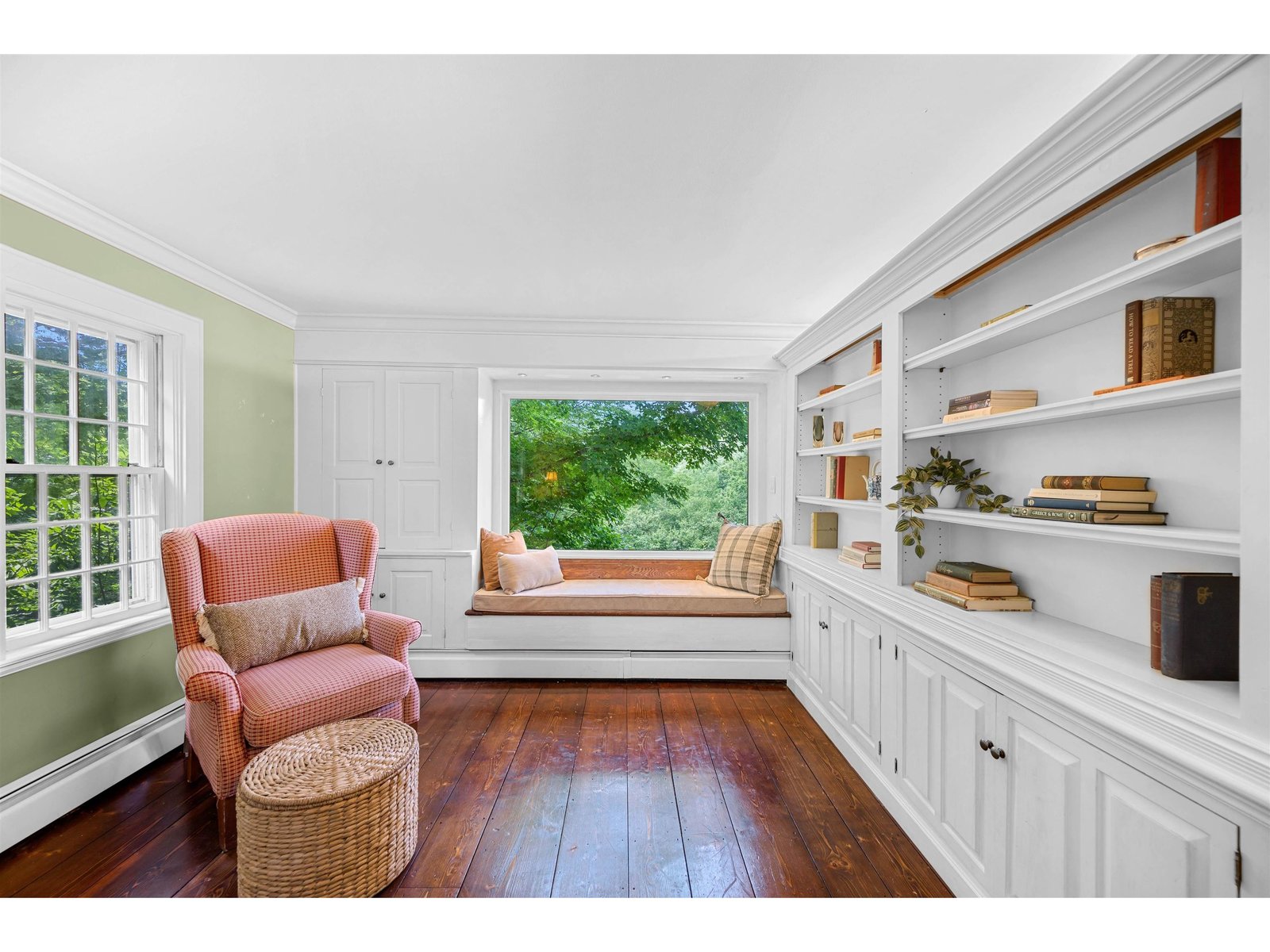 Living Room Cabinetry, Window Seat