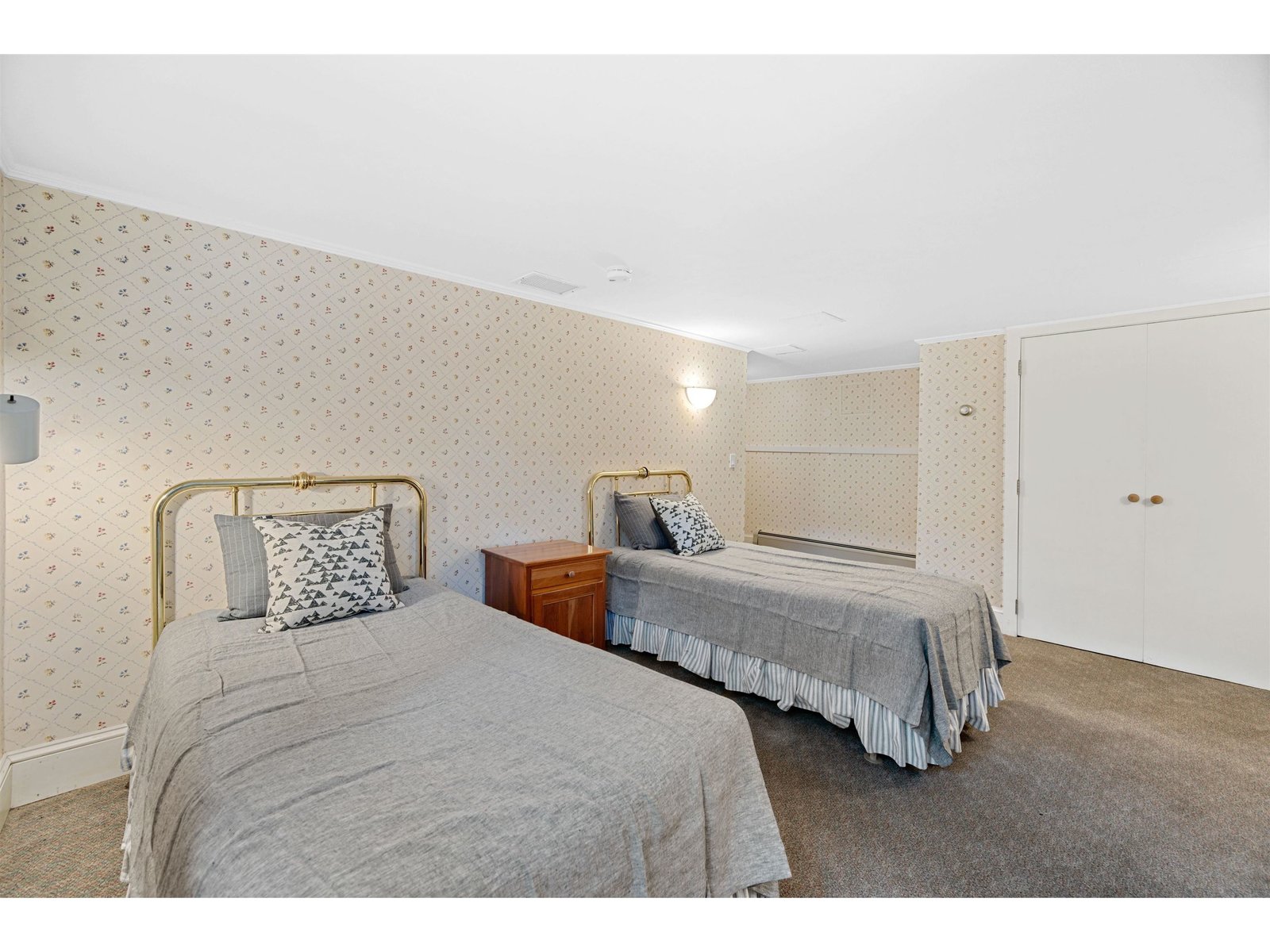 146 Mt. Mansfield Drive, Unit 16 C