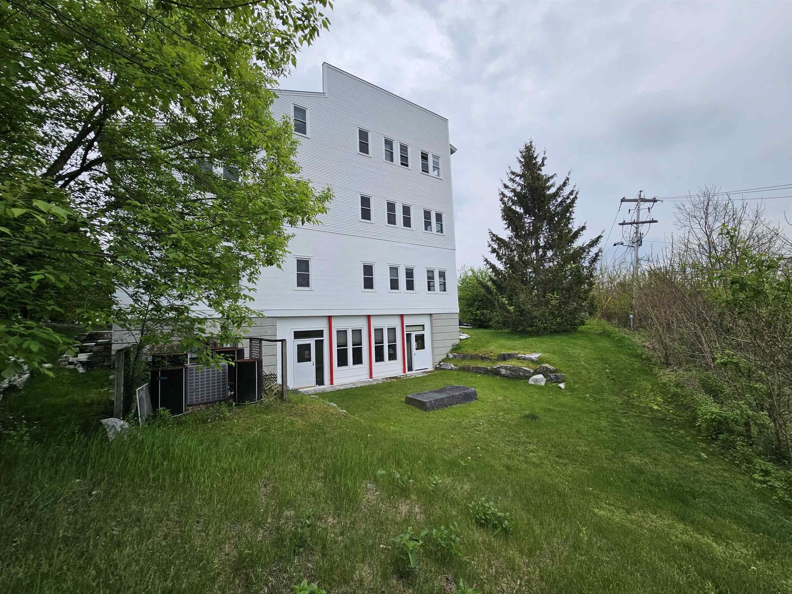 152 Maple Street, Unit 203