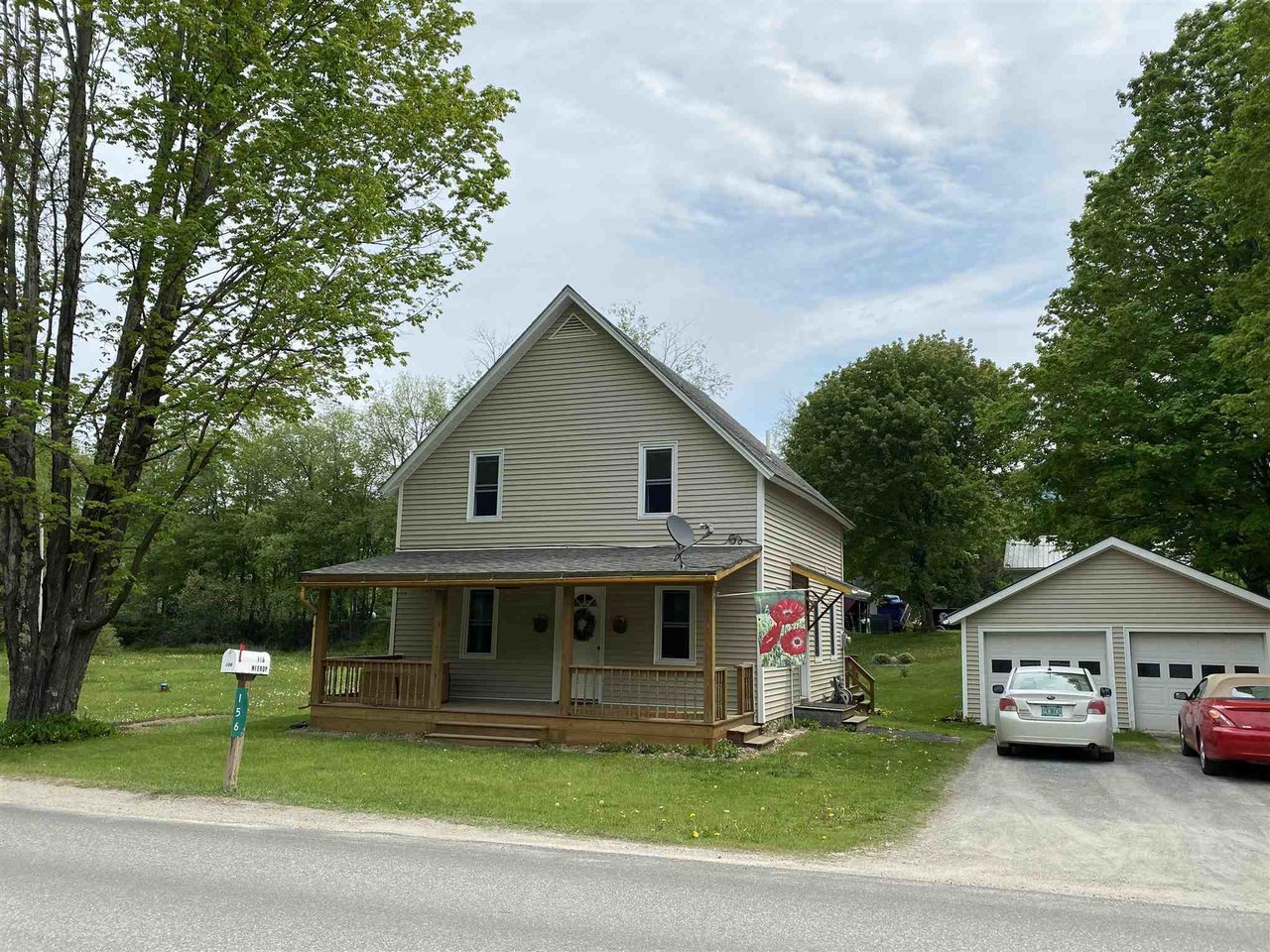 156 West River Road, Lincoln 156 West River Road, Lincoln
