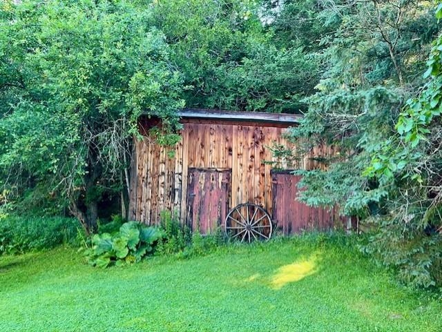 Storage shed