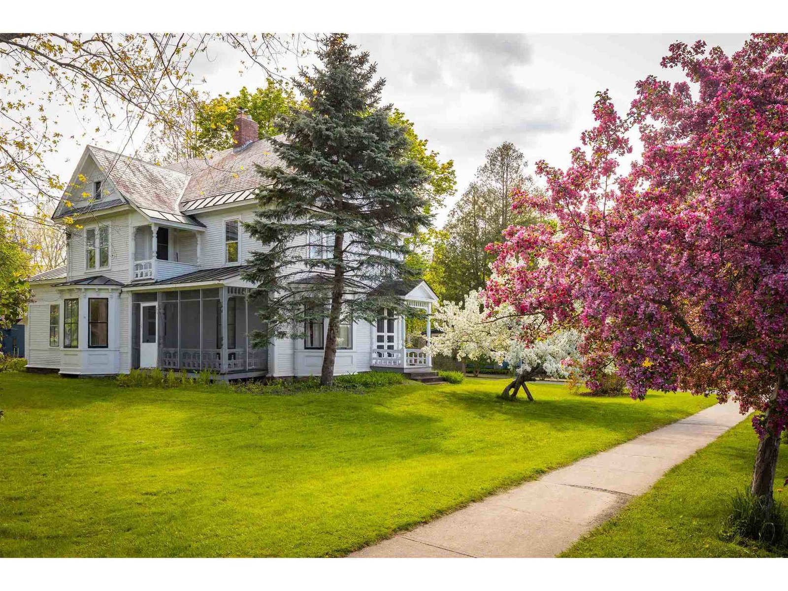 161 Harbor Road, Shelburne 161 Harbor Road, Shelburne