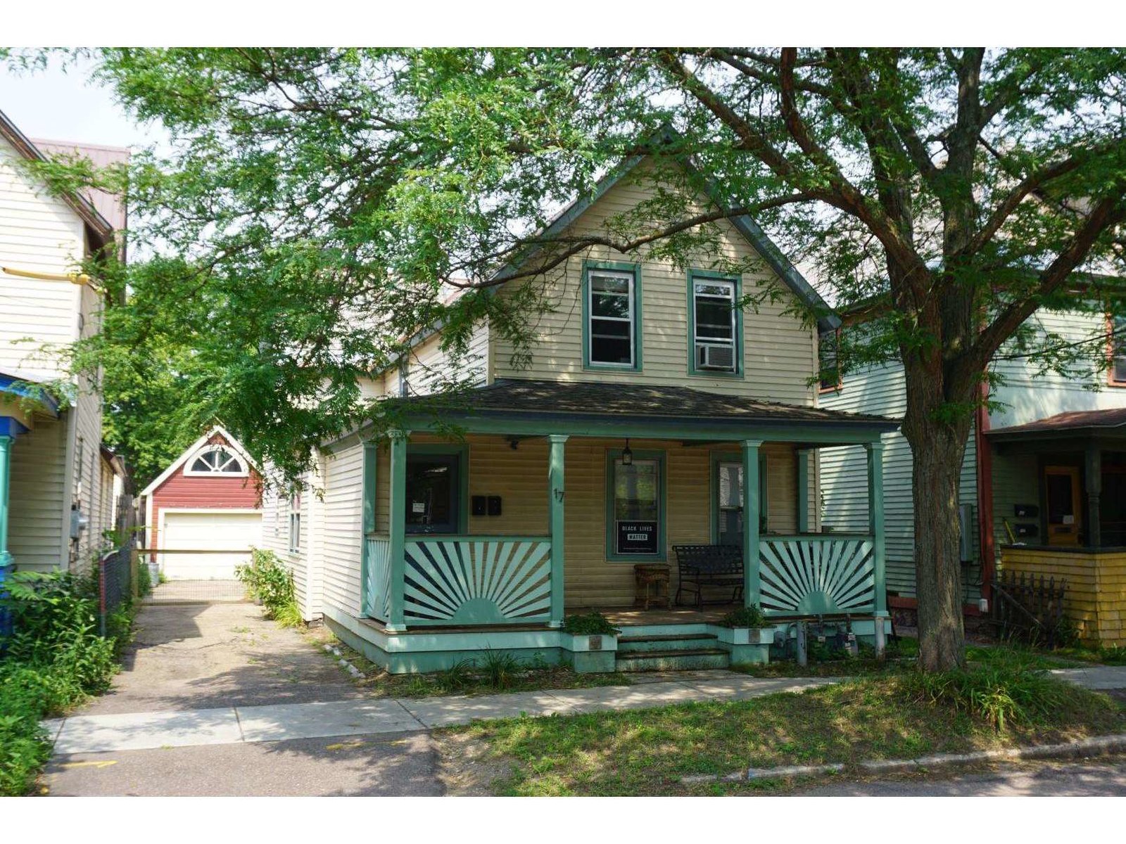 17 Saint Louis Street, Burlington 17 Saint Louis Street, Burlington