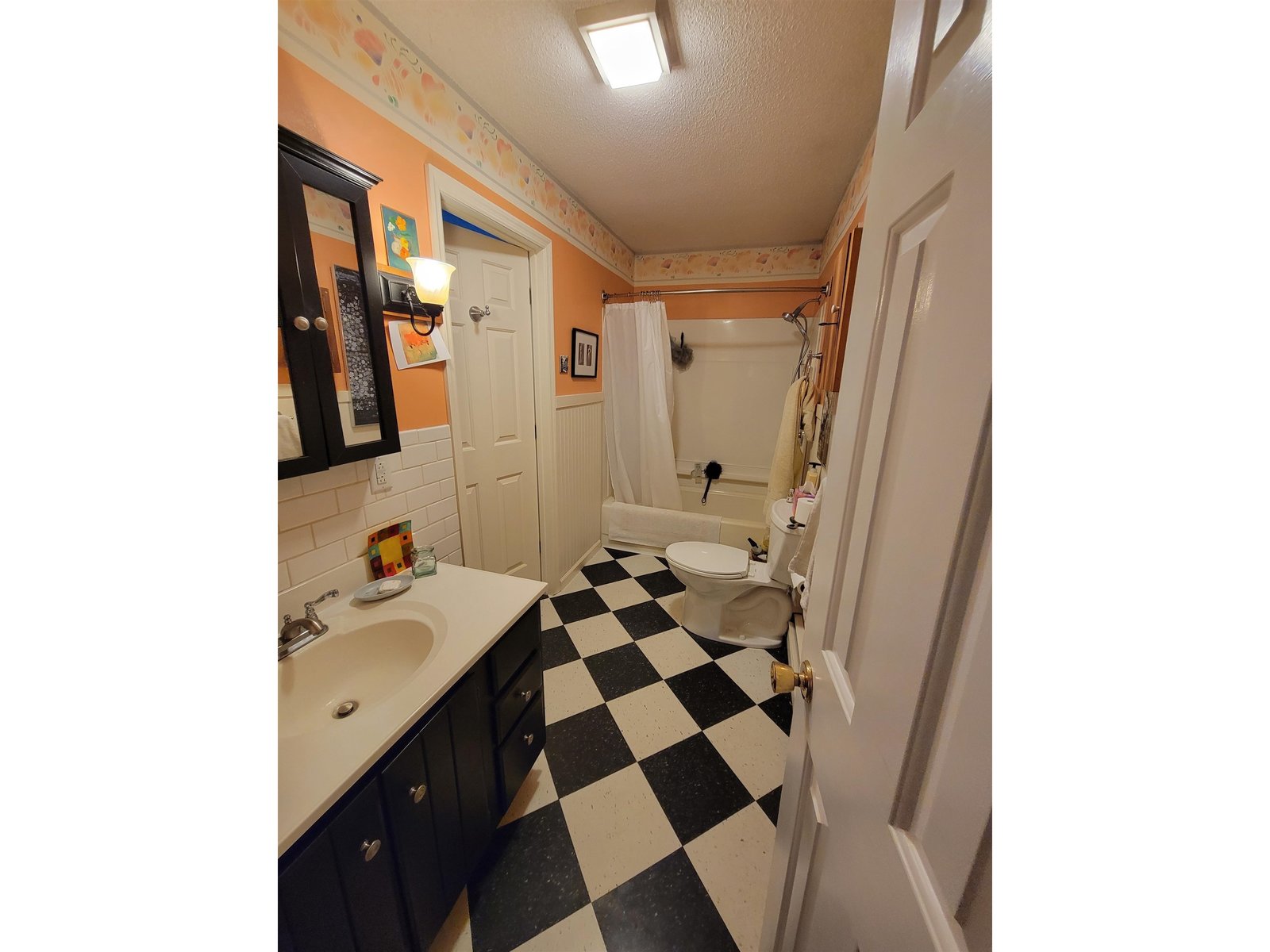 First Floor Bathroom