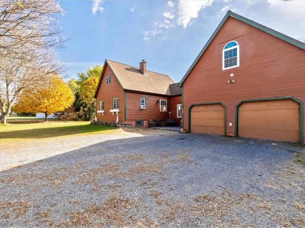 2-Bay Attached Garage