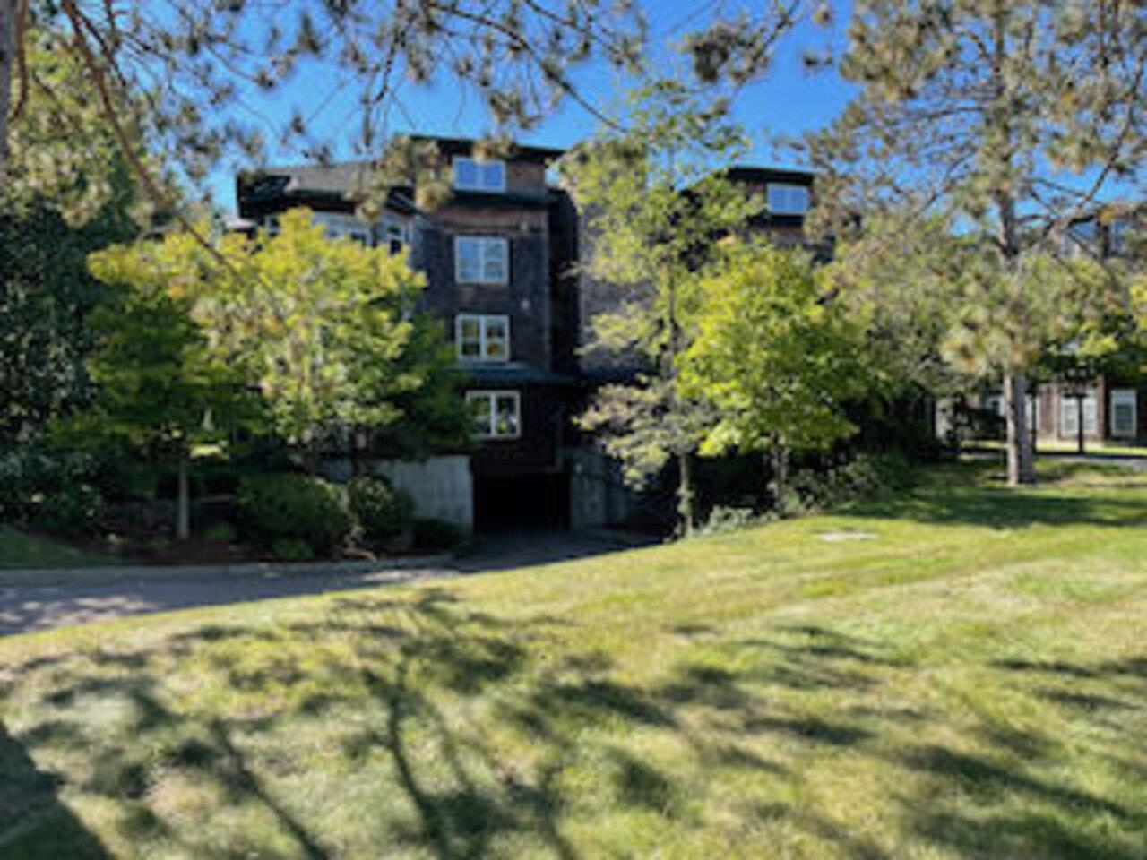 25 Claire Pointe Road, Unit 25