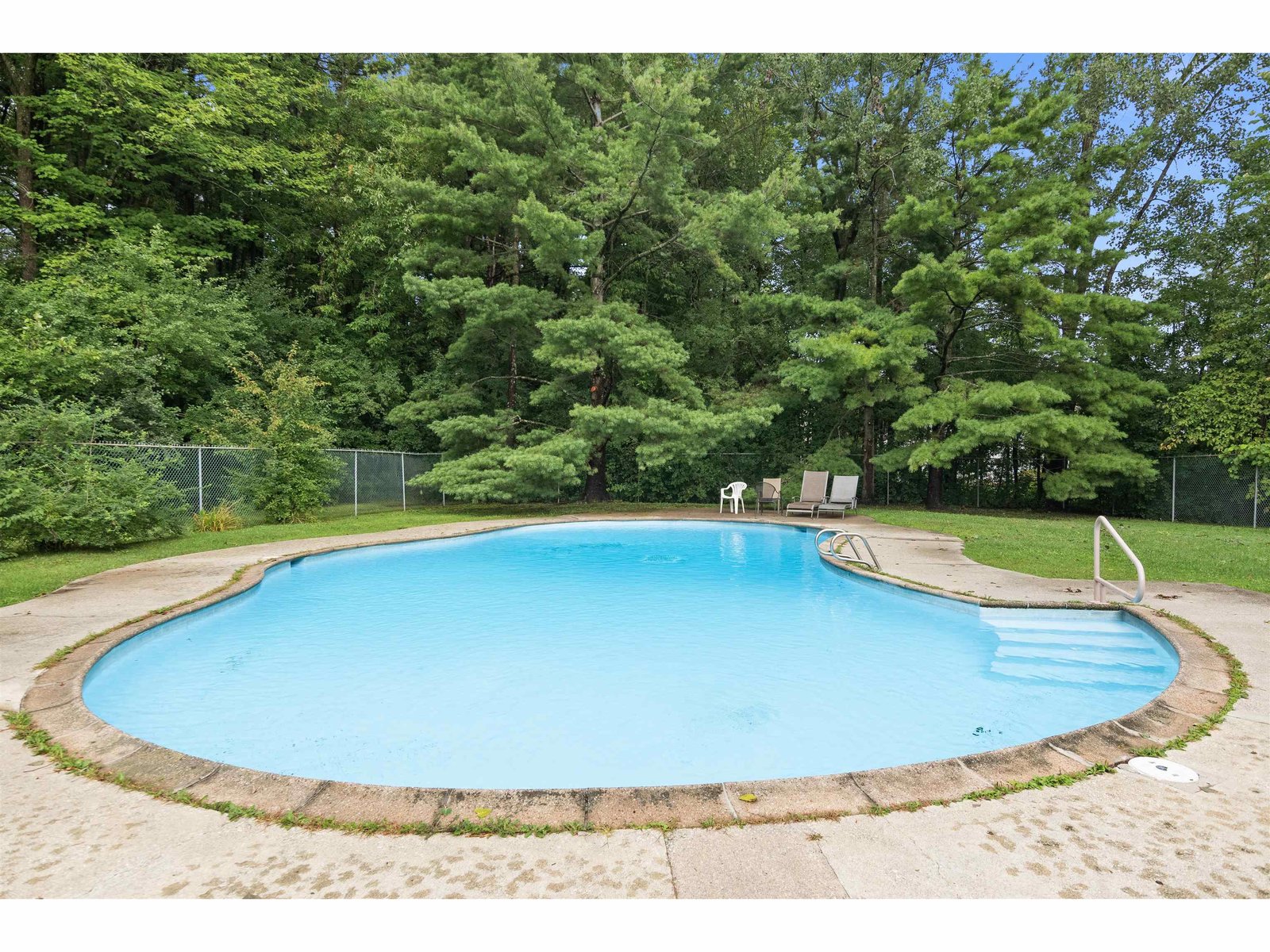 254 Ledgewood Circle, Unit 103