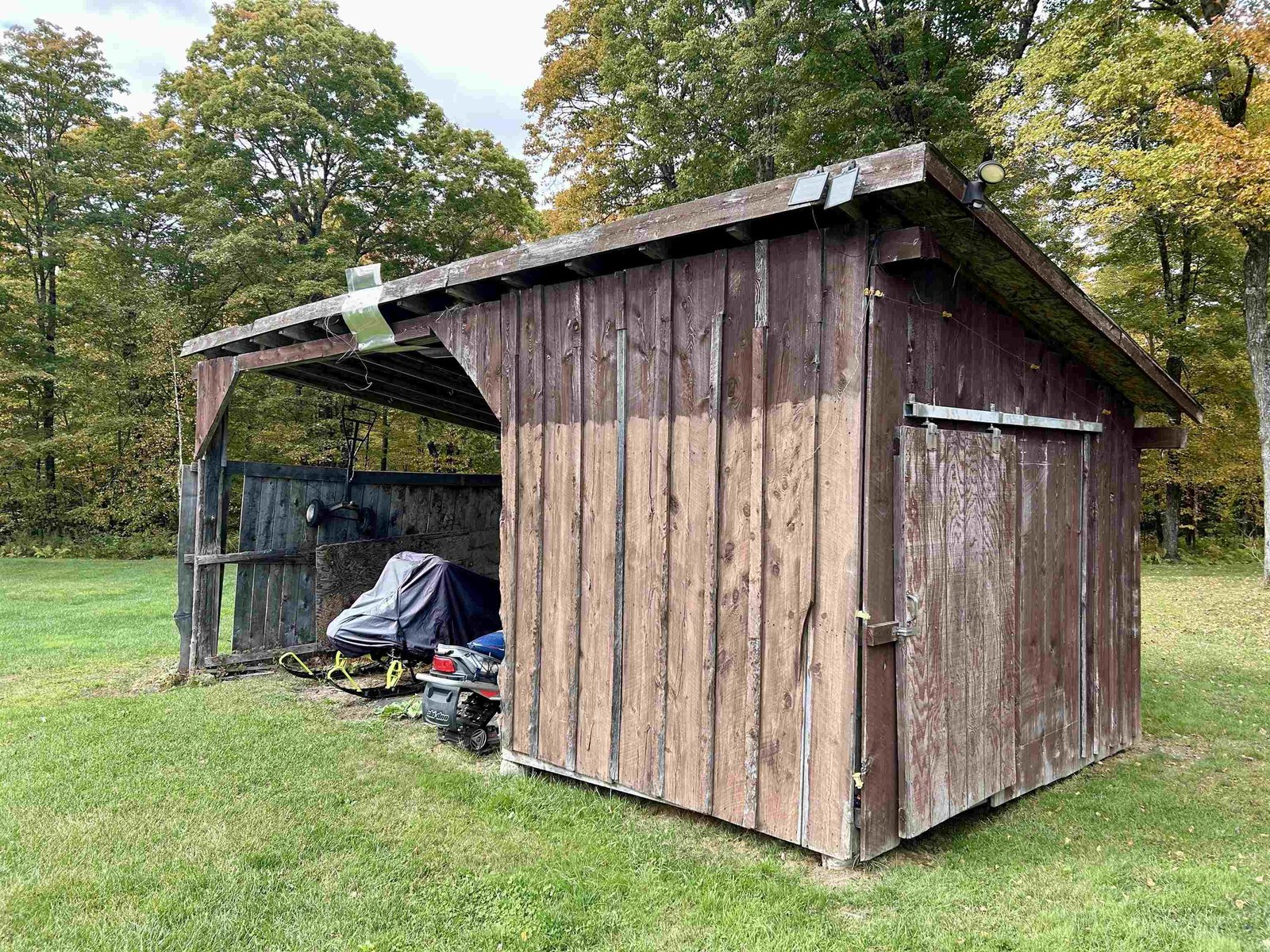 Shed with Storage area in back