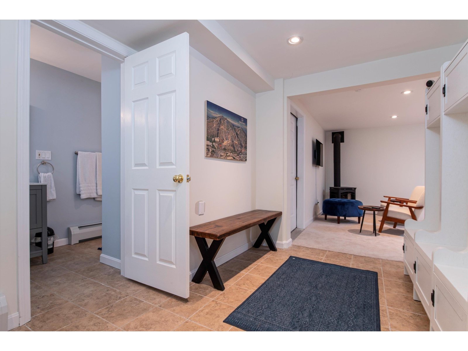 Mudroom entry / lower level