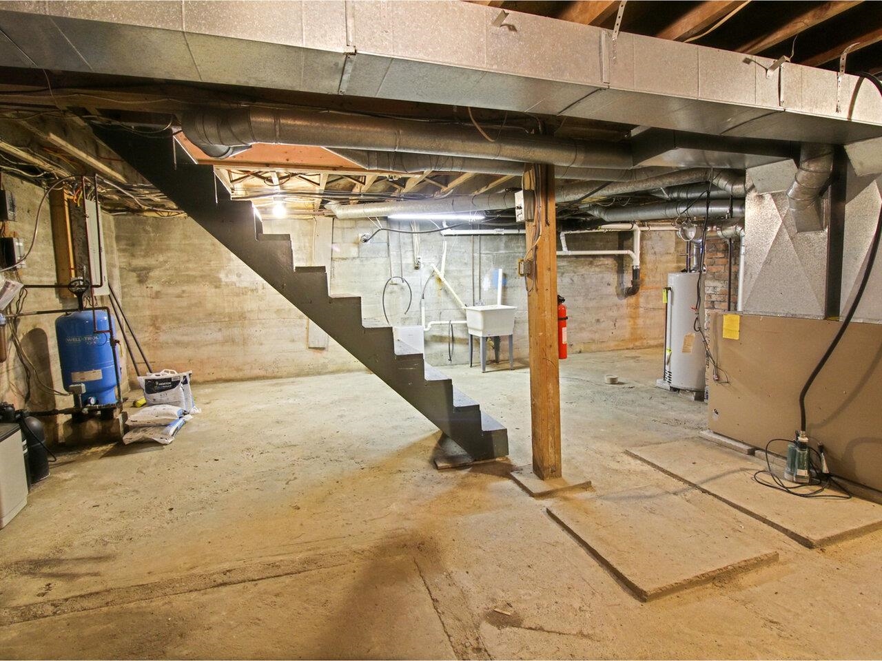 Full Basement