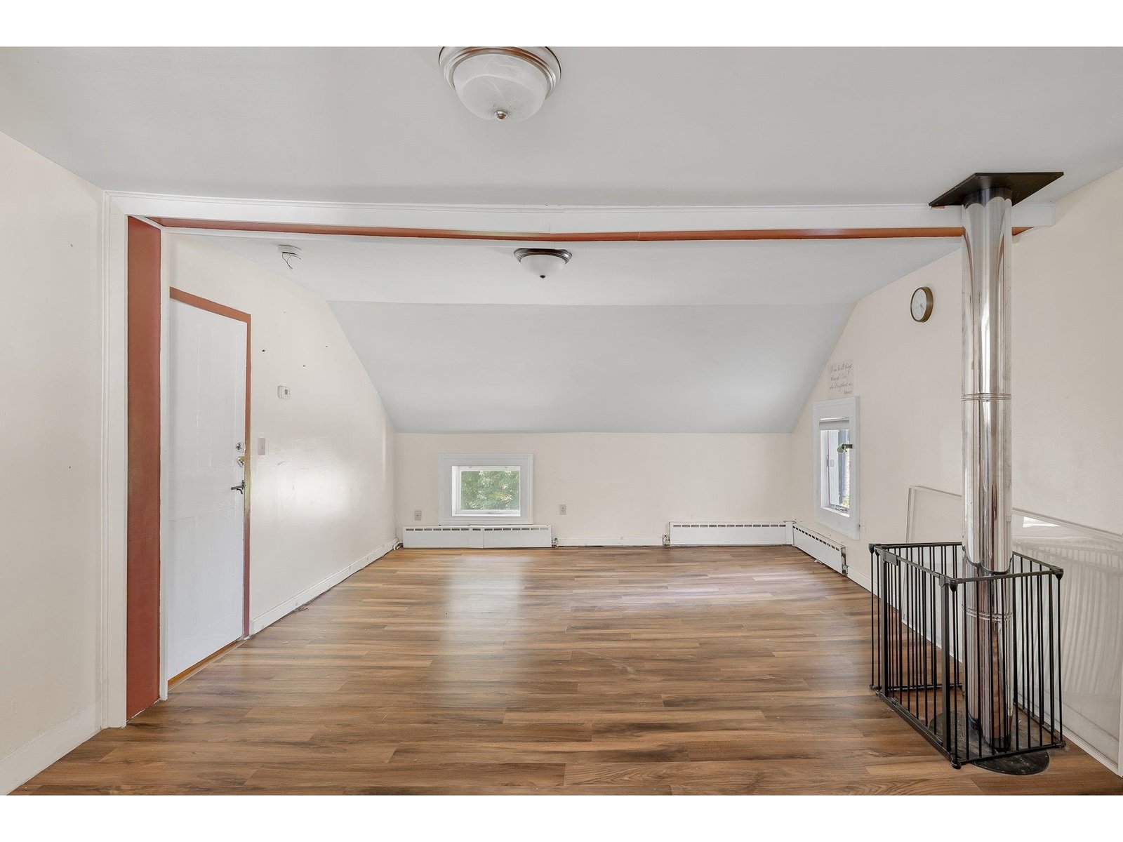 Laundry Room , Second floor