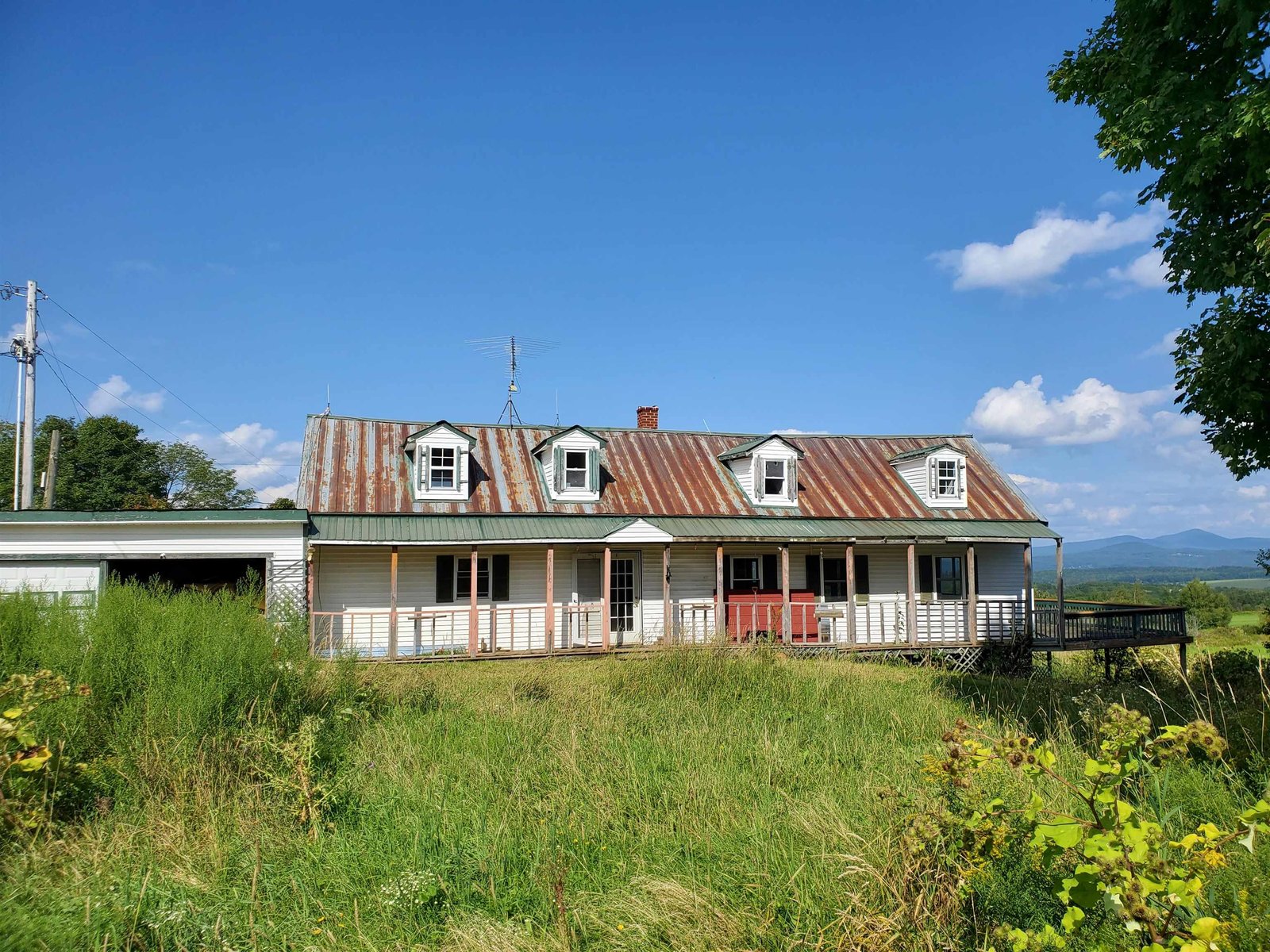 Front View of Home