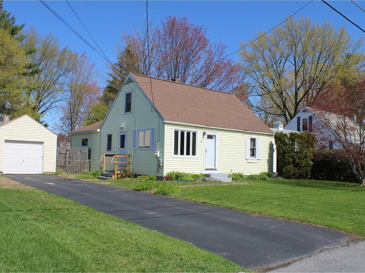 30 Algird Street, Burlington 30 Algird Street, Burlington