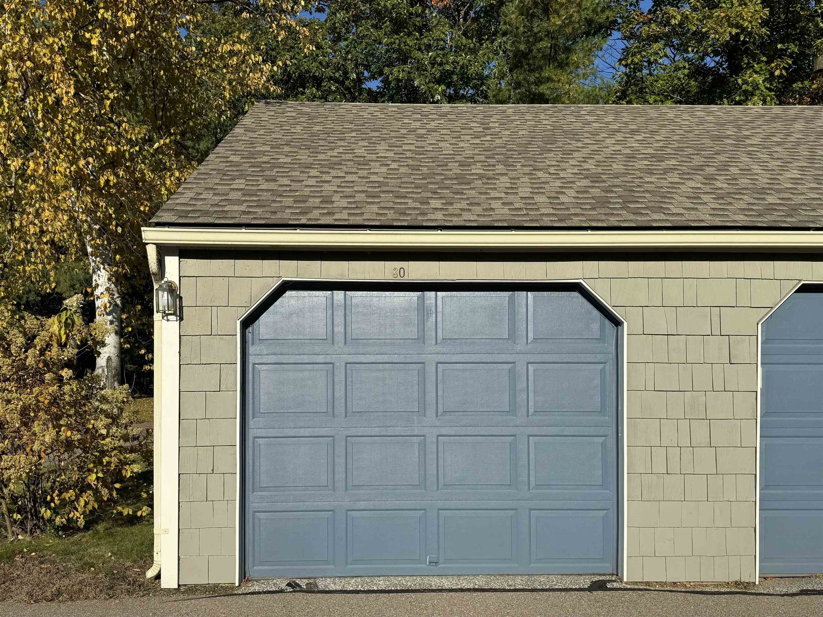 1 car detached garage