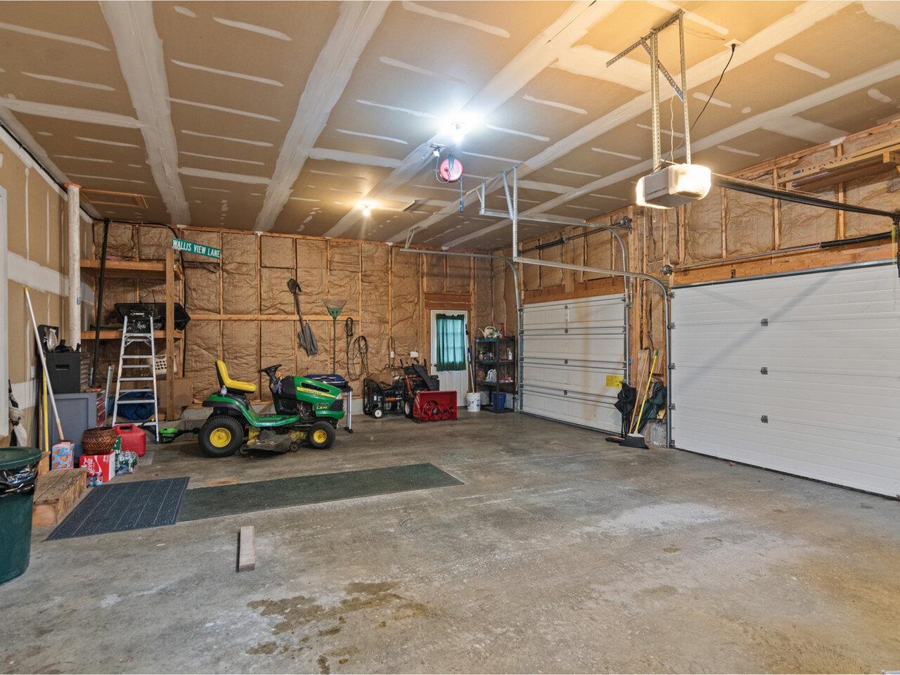 Huge Heated 3-Car Garage