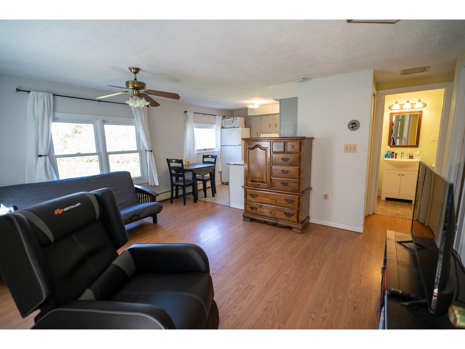 Living area to kitchen in AUD