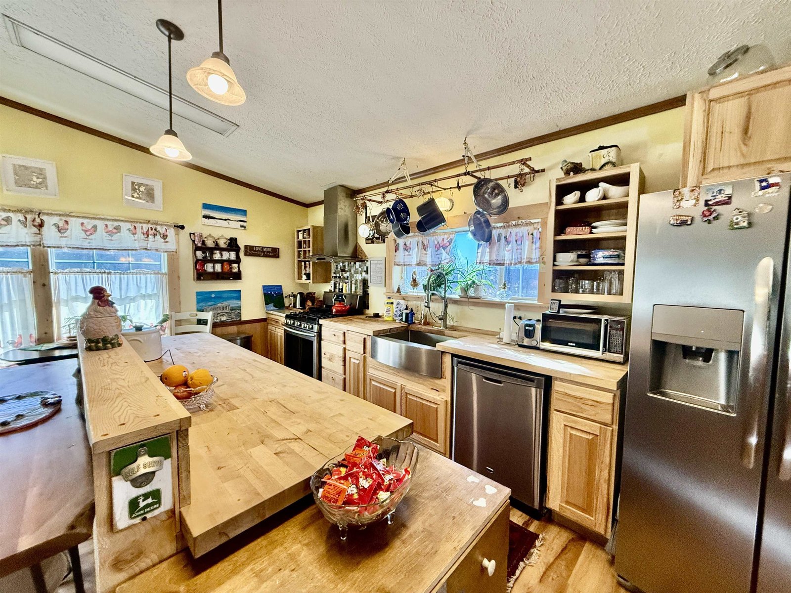 Newly Remodeled Kitchen