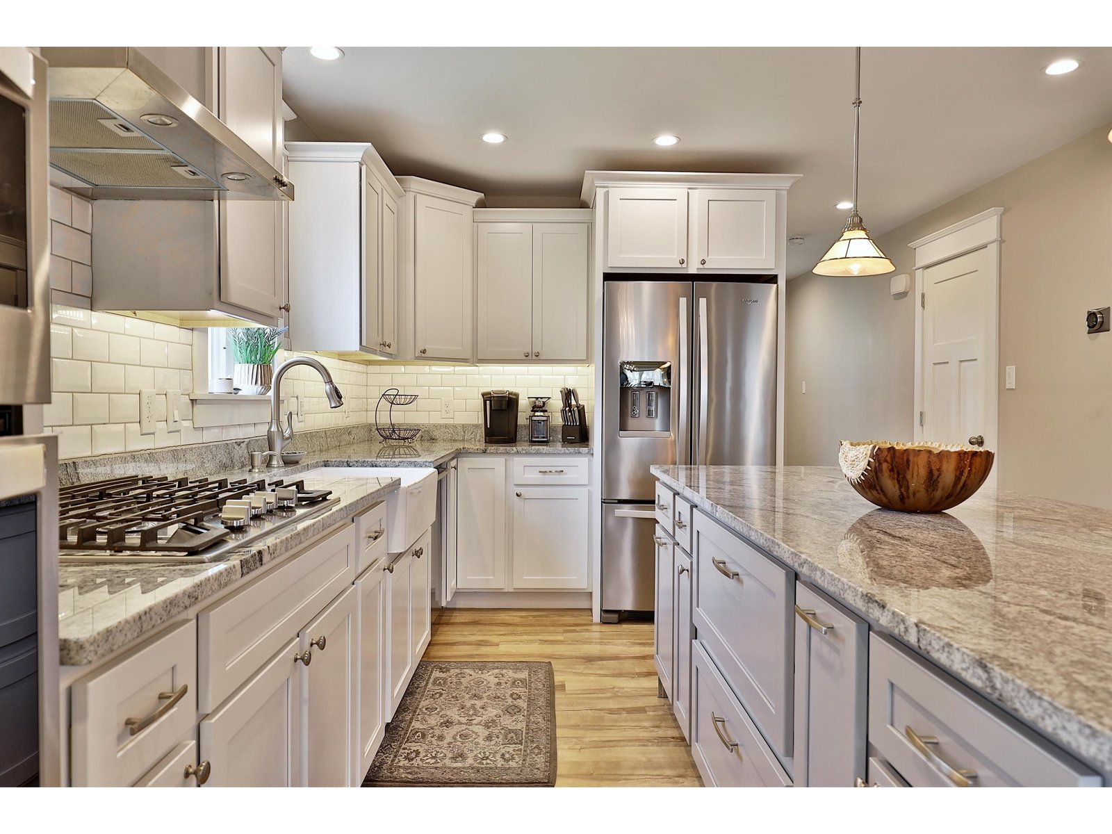 Stunning Kitchen with Granite Counters