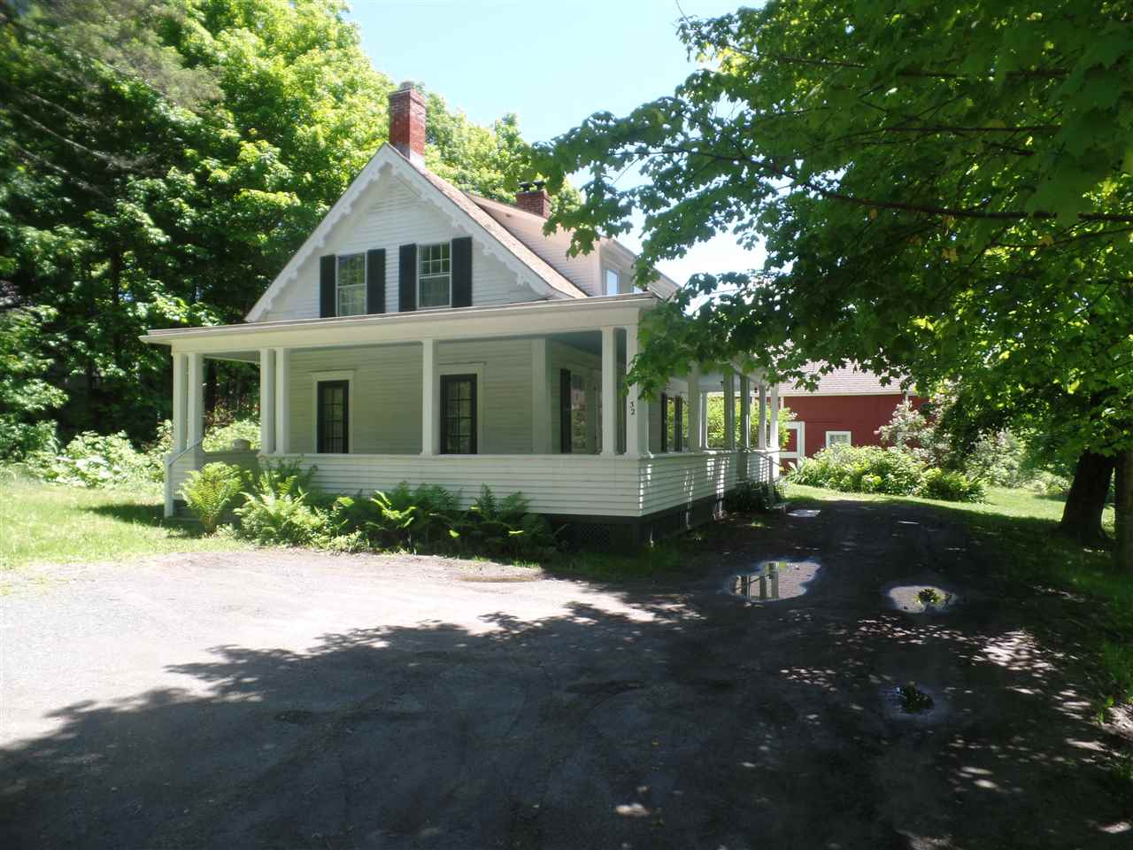 32 West County Road
