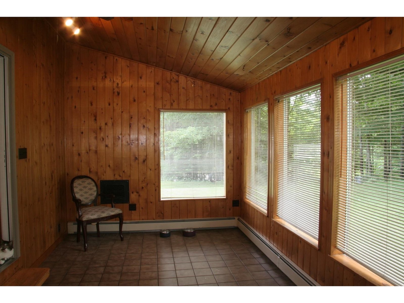 Sun room off kitchen