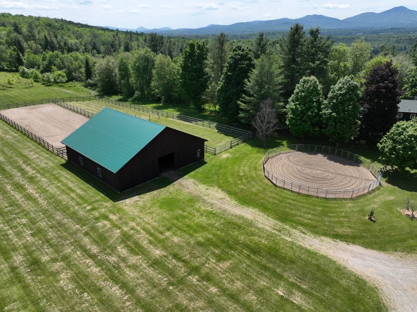 60x60 indoor riding arena