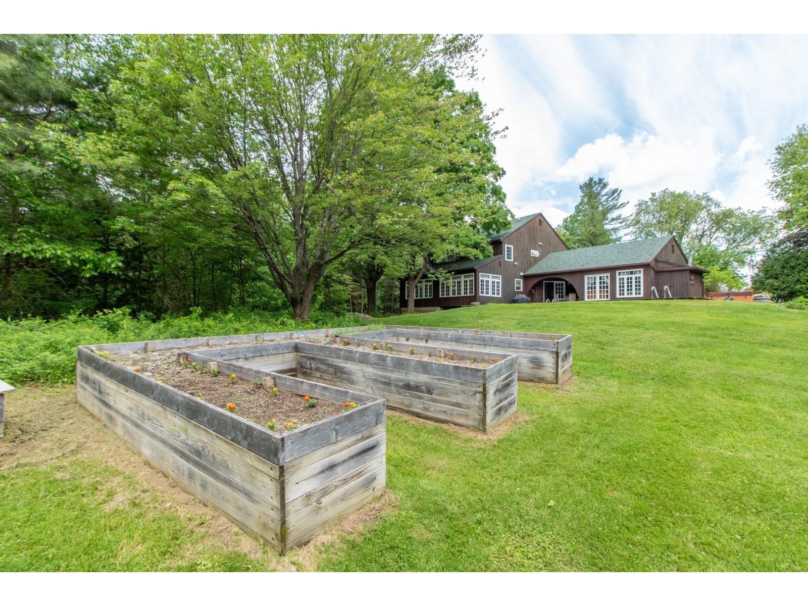 Raised garden beds