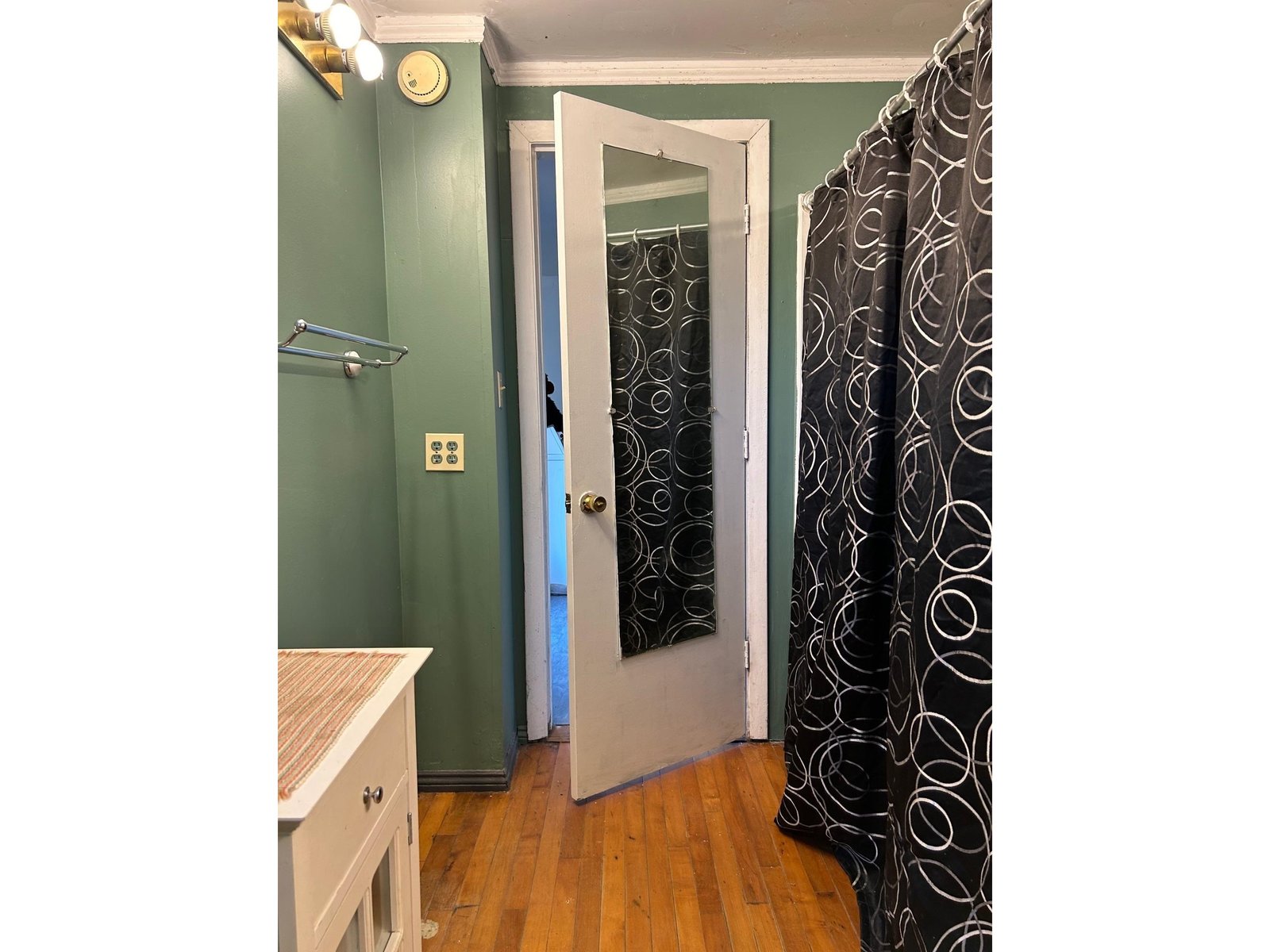 Bathroom to mudroom