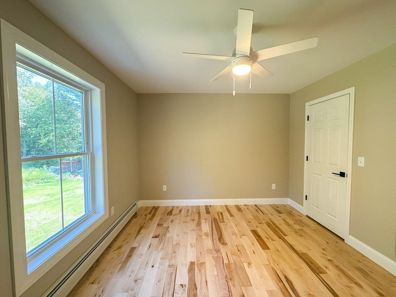 Bedrooms with Ceiling Fans